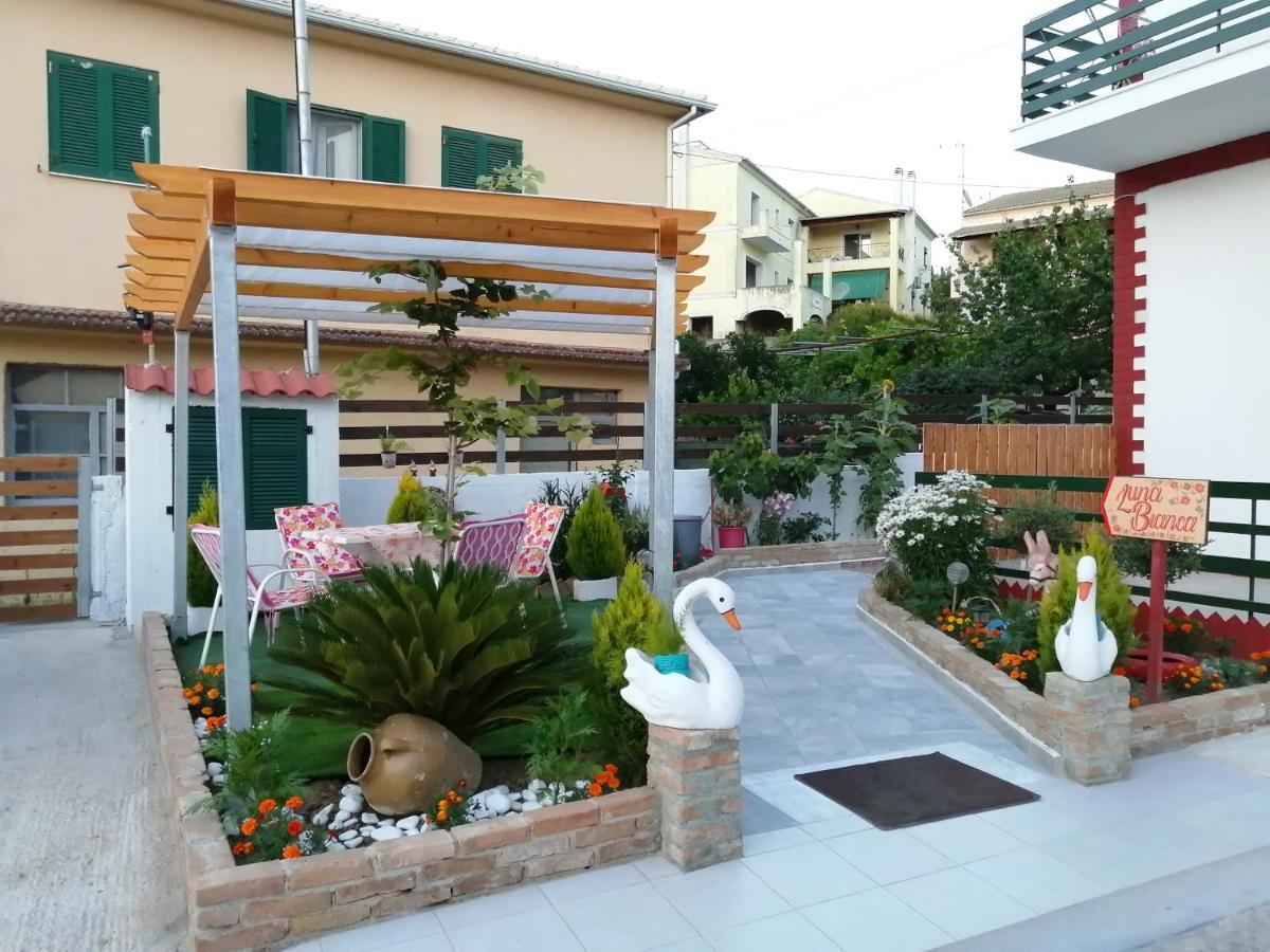 Luna Bianca - Corfu Apartments 외부 사진